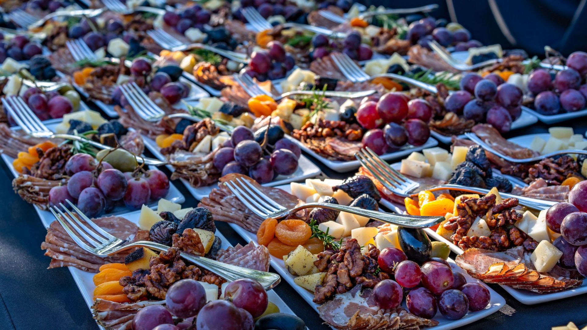 St. Helena's Neighborhood Table